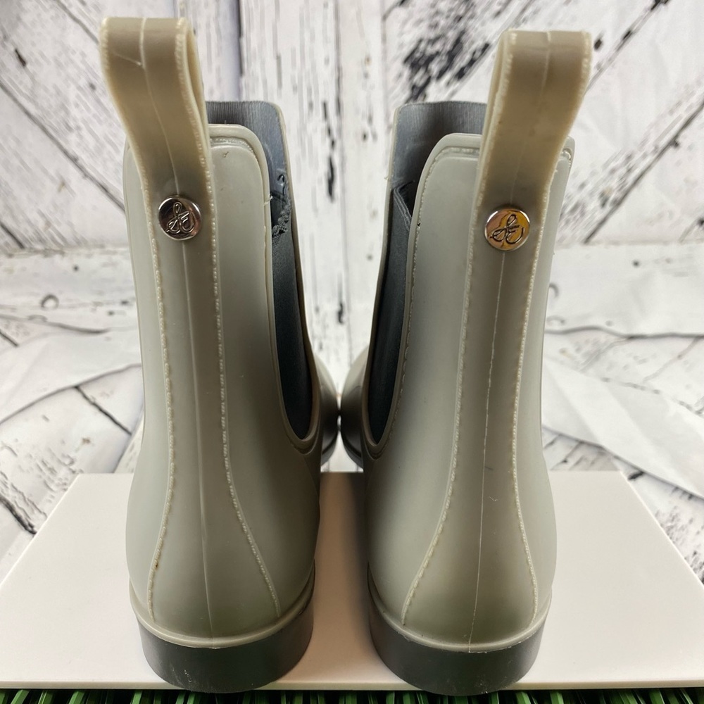 Waterproof Booties by Sam Edelman Size 7.5 - Picture 5 of 11